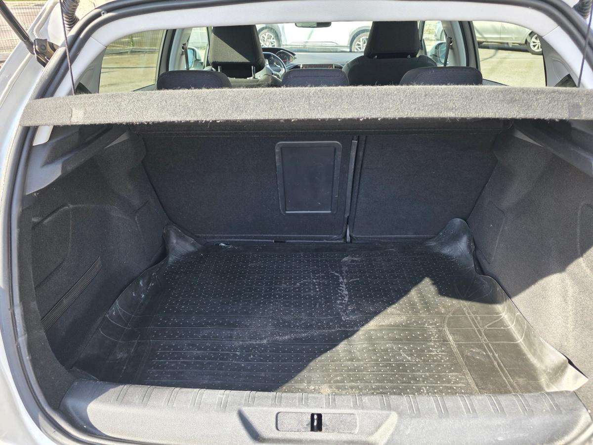 peugeot-308-2018-diesel-1499cc