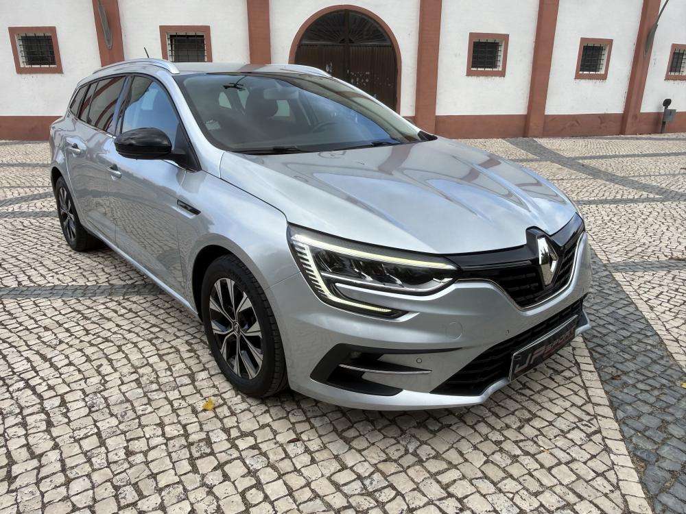 renault-megane-sport-tourer-2022-diesel-1461cc