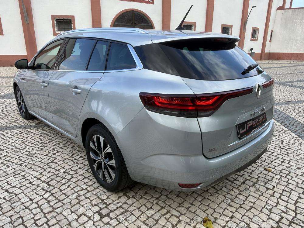 renault-megane-sport-tourer-2022-diesel-1461cc