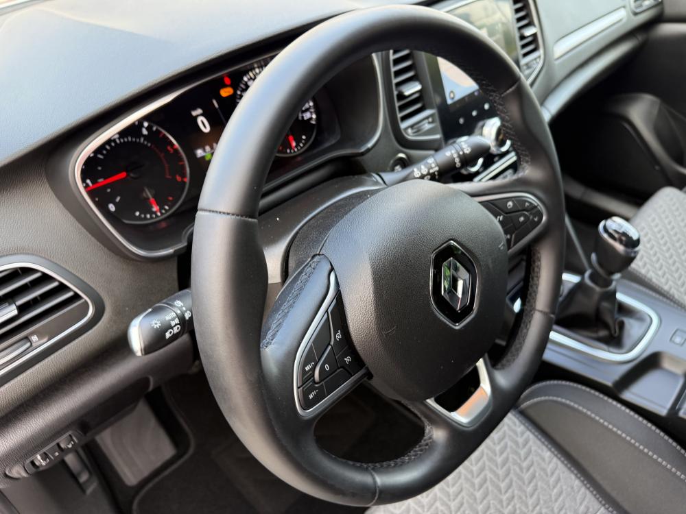 renault-megane-sport-tourer-2022-diesel-1461cc