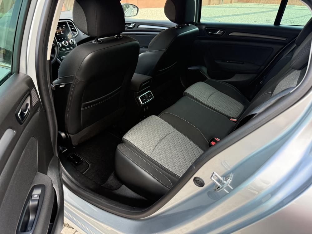 renault-megane-sport-tourer-2022-diesel-1461cc