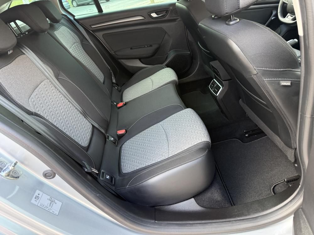 renault-megane-sport-tourer-2022-diesel-1461cc