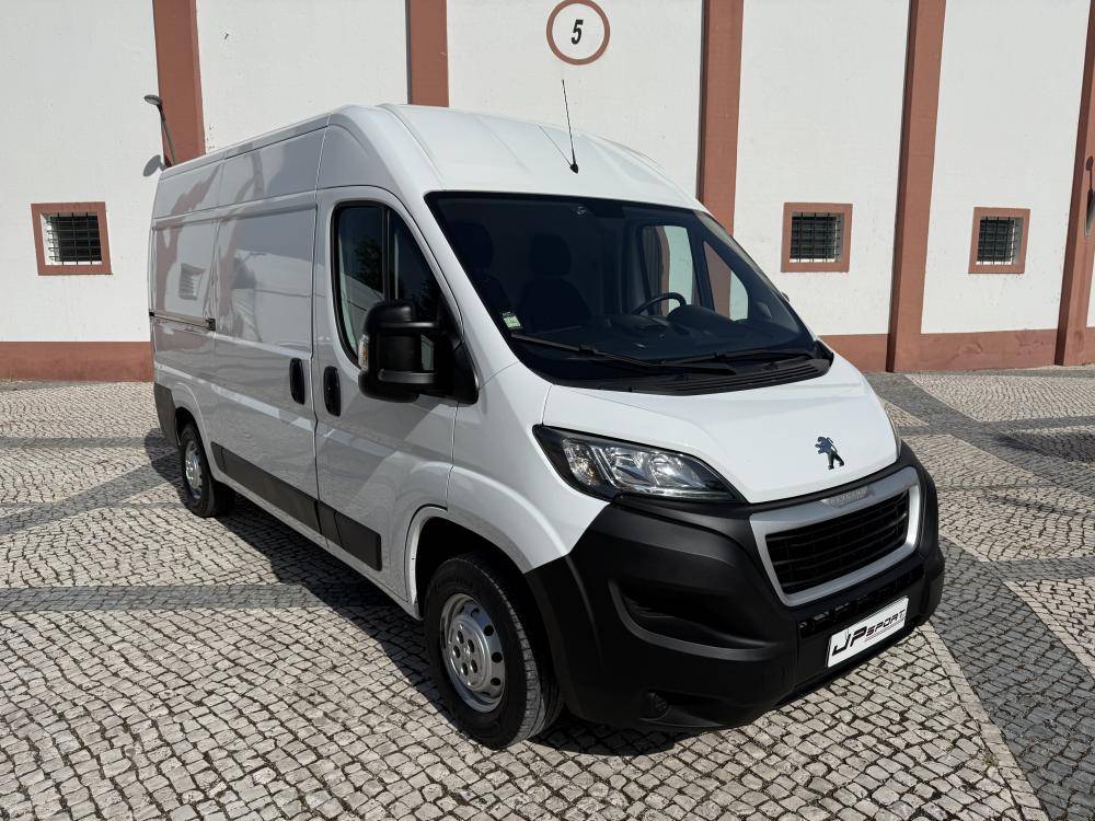 peugeot-boxer-2020-diesel-2179cc