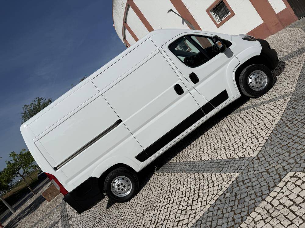 peugeot-boxer-2020-diesel-2179cc