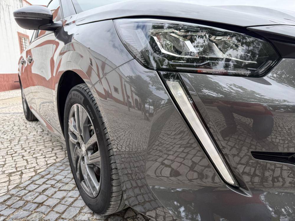 peugeot-208-2021-gasolina-1199cc
