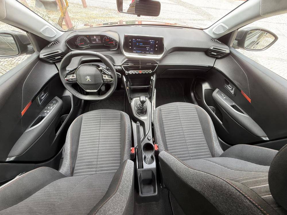 peugeot-208-2021-gasolina-1199cc