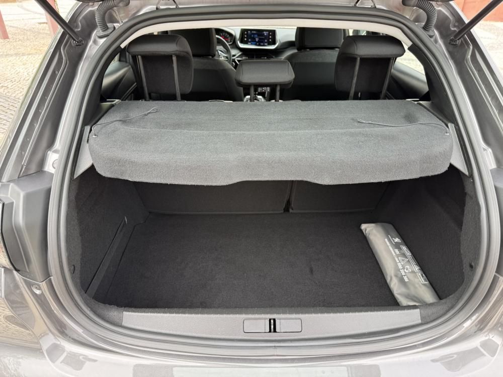 peugeot-208-2021-gasolina-1199cc
