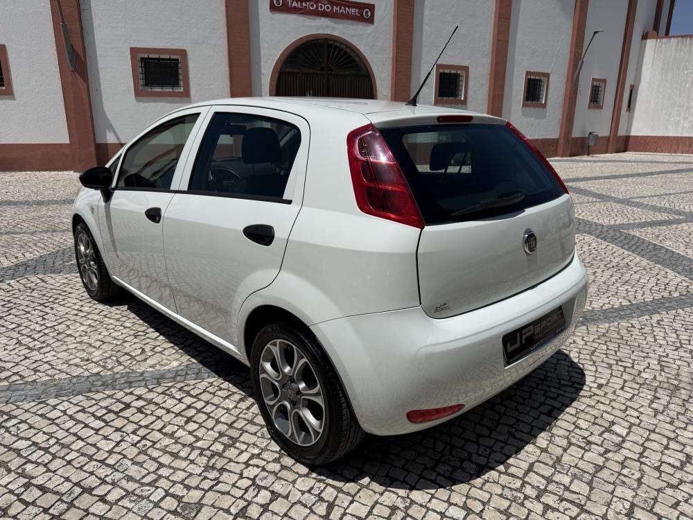 fiat-punto-2018-gasolina-1242cc