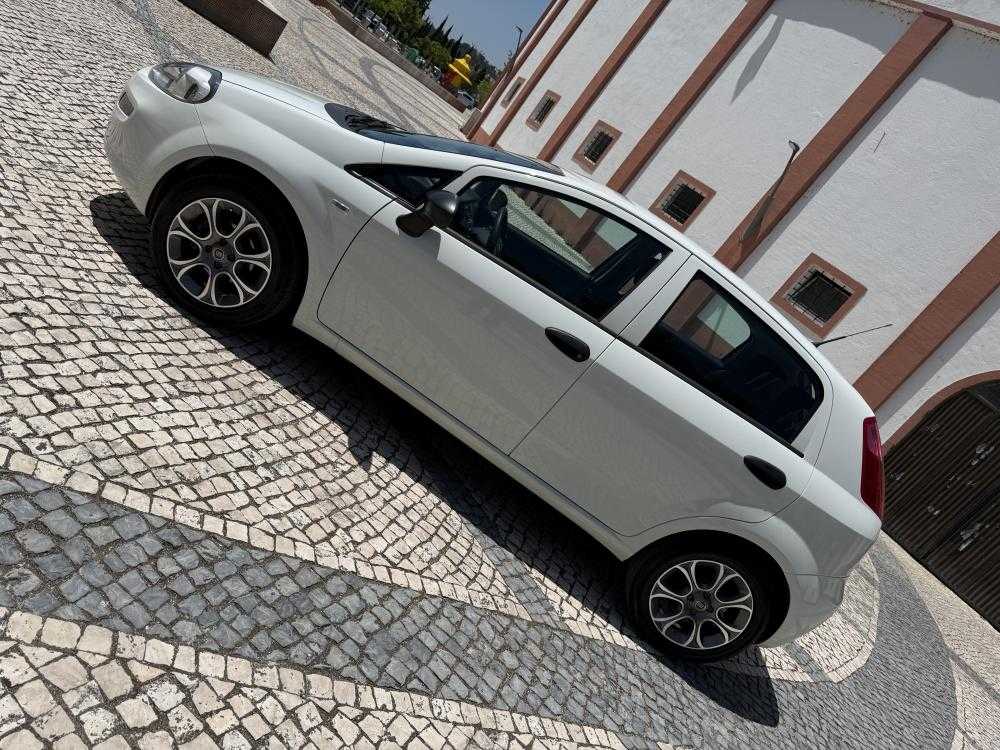 fiat-punto-2018-gasolina-1242cc