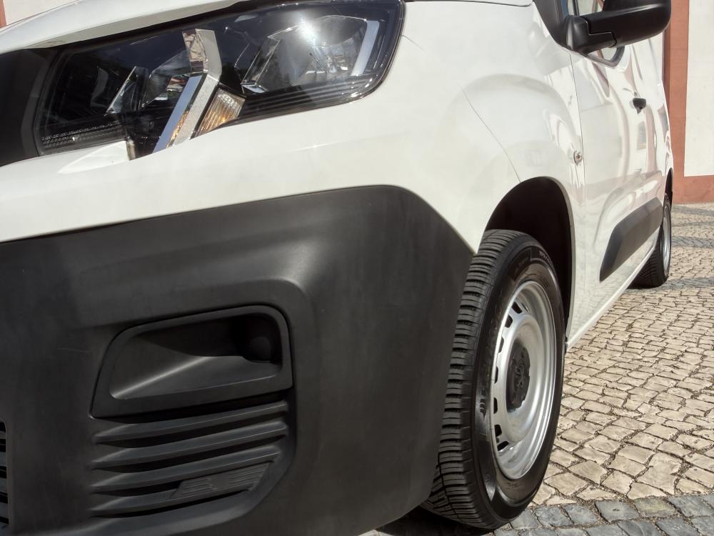 peugeot-partner-2019-diesel-1560cc