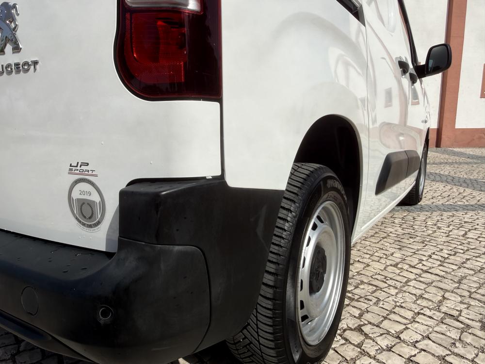 peugeot-partner-2019-diesel-1560cc
