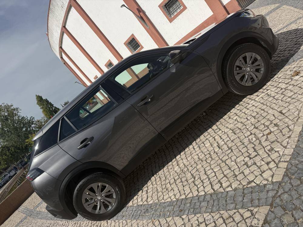 peugeot-2008-2023-gasolina-1199cc