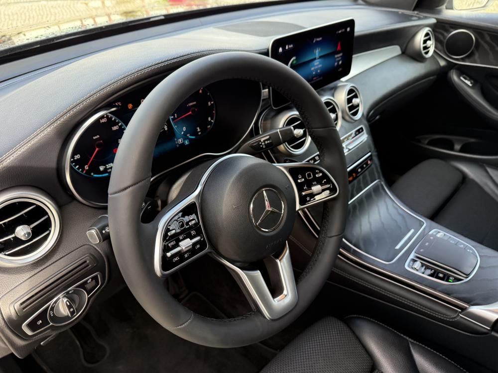 mercedes-benz-glc-2019-diesel-1950cc