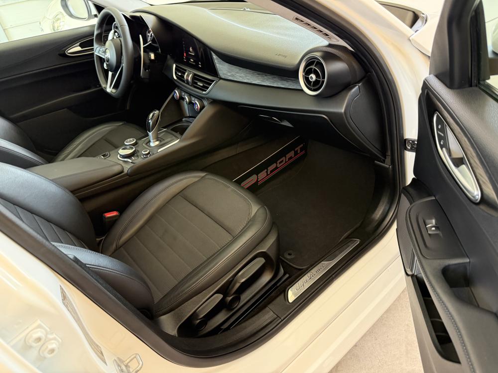 alfa-romeo-giulia-2017-diesel-2143cc
