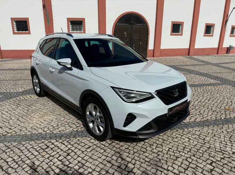 seat-arona-2022-gasolina-999cc