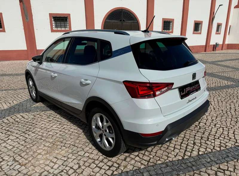 seat-arona-2022-gasolina-999cc