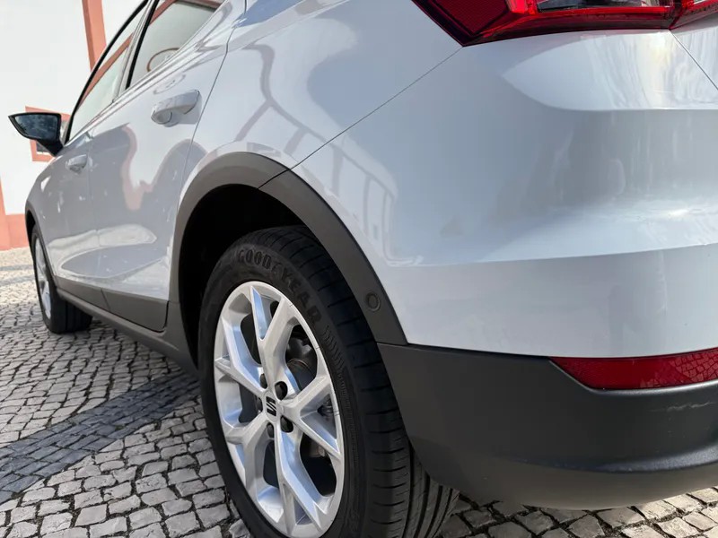 seat-arona-2022-gasolina-999cc