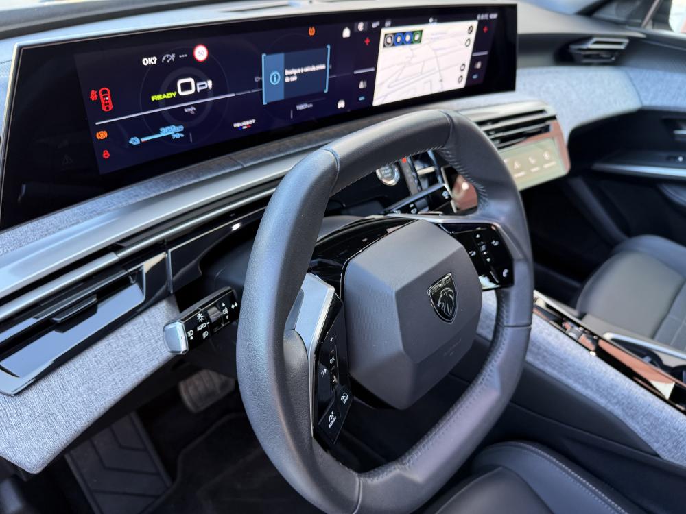 peugeot-e-3008-2024-eletrico-0cc