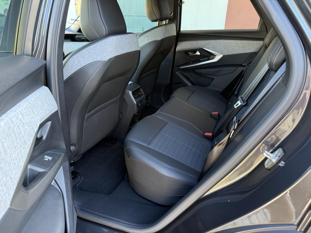 peugeot-e-3008-2024-eletrico-0cc