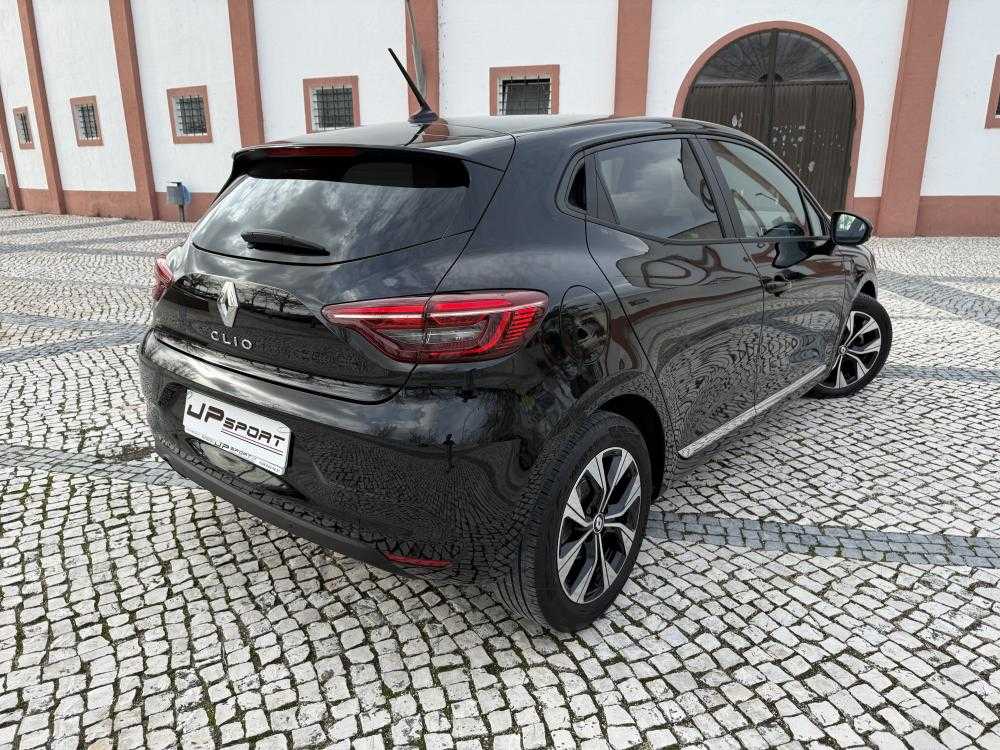 renault-clio-2023-diesel-1461cc