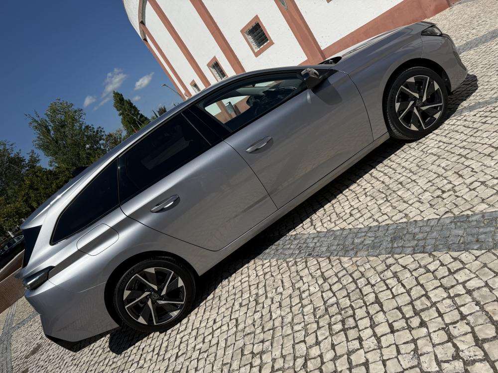 peugeot-308-sw-2024-gasolina-1199cc