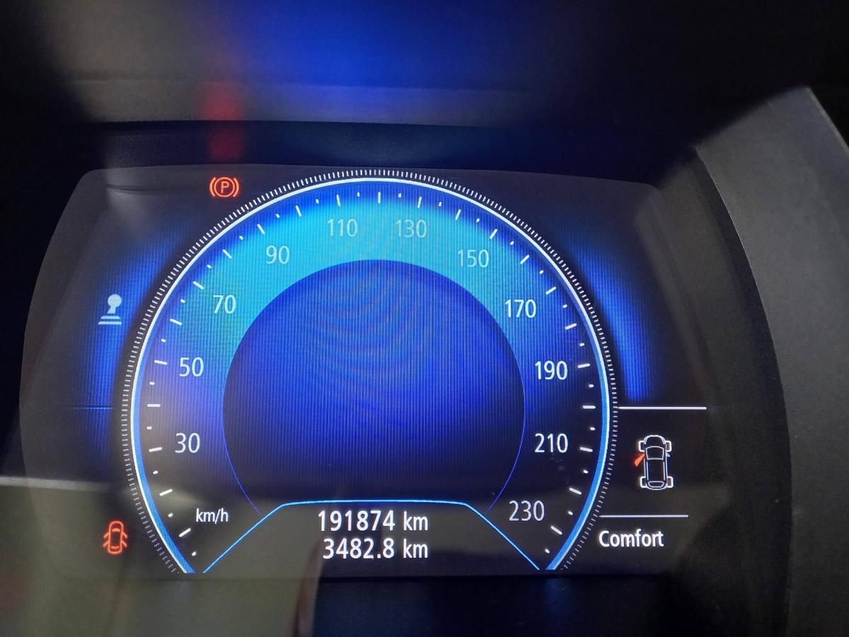 renault-megane-sport-tourer-2017-diesel-1461cc