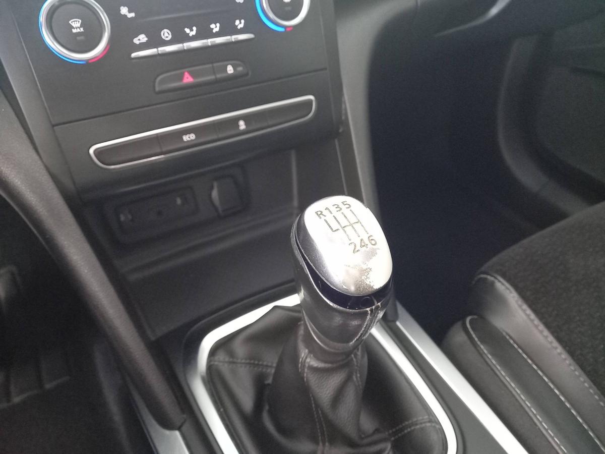 renault-megane-sport-tourer-2017-diesel-1461cc