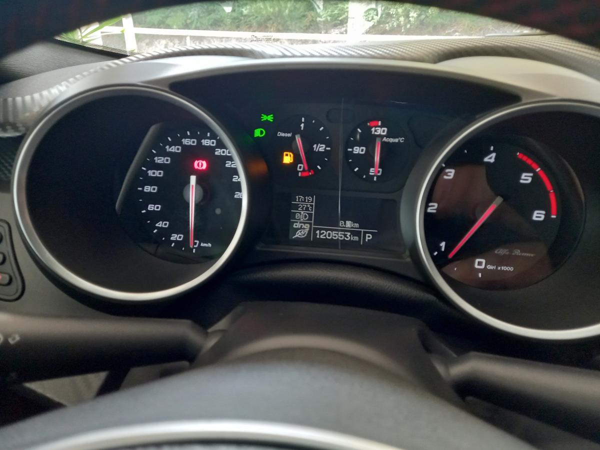alfa-romeo-giulietta-2019-diesel-1598cc