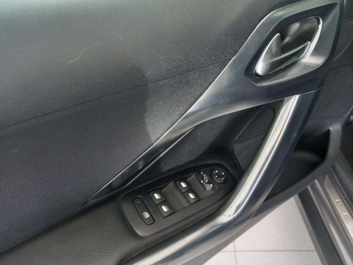 peugeot-2008-2015-gasolina-1199cc