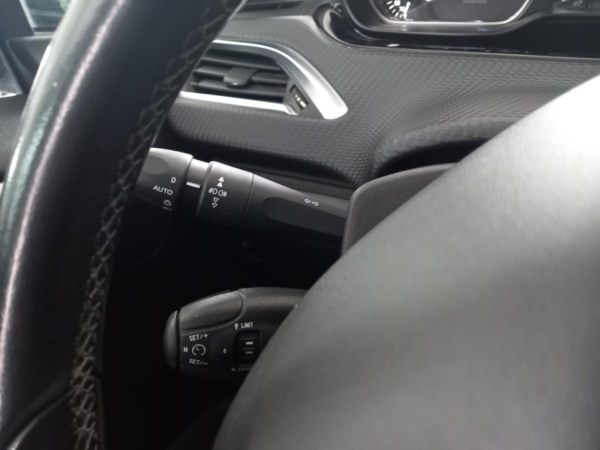 peugeot-2008-2015-gasolina-1199cc