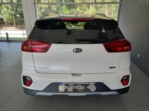 kia-niro-2020-hibrido-a-gasolina-1580cc