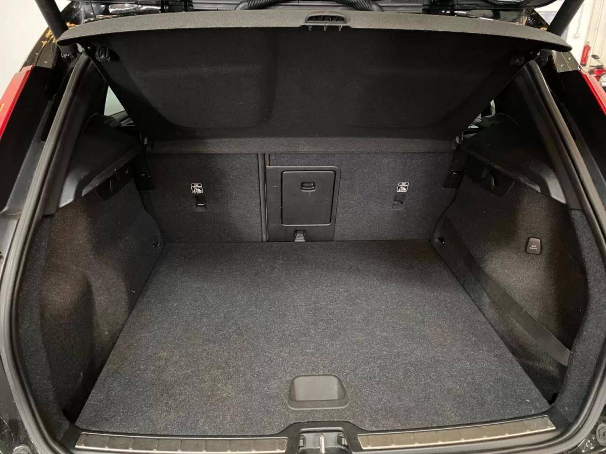 volvo-xc40-2019-diesel-1969cc