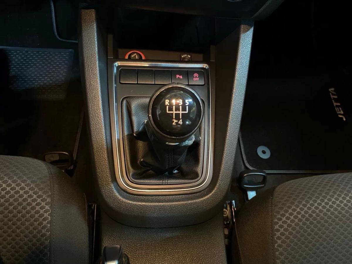 volkswagen-jetta-2015-diesel-1968cc