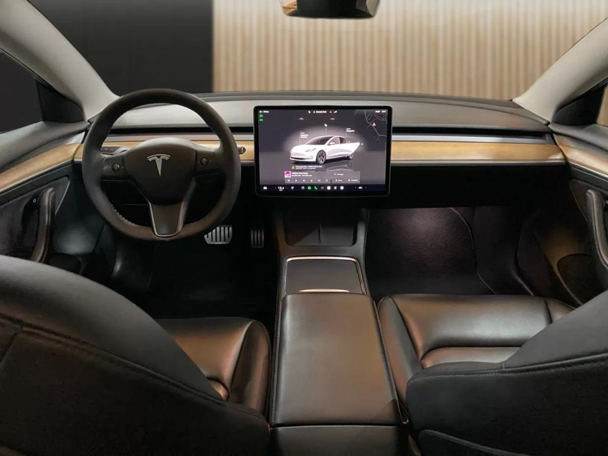 tesla-model-3-2022-eletrico-200cc