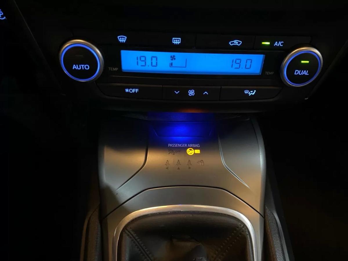 toyota-avensis-sw-2015-diesel-1995cc
