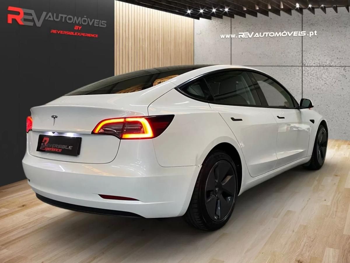 tesla-model-3-2023-eletrico-200cc