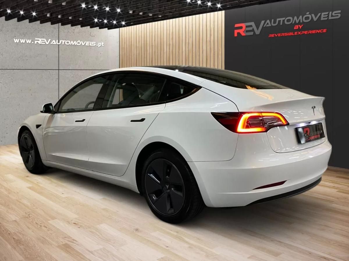 tesla-model-3-2023-eletrico-200cc