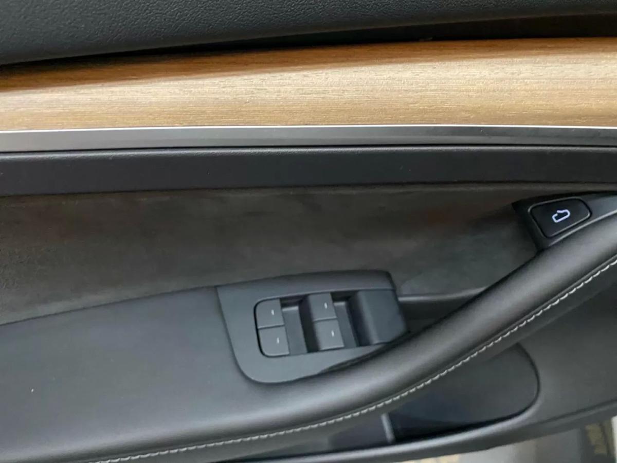 tesla-model-3-2023-eletrico-200cc