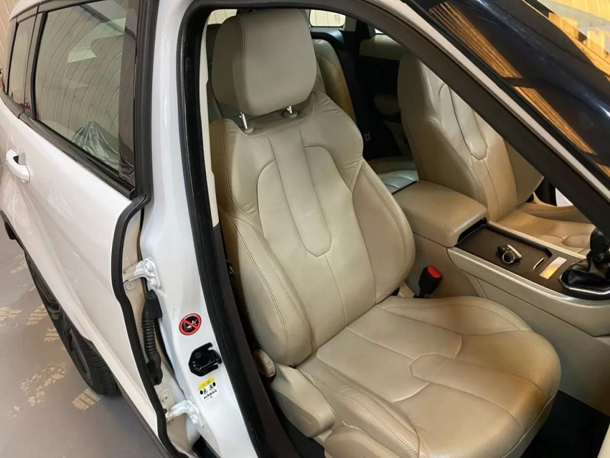 land-rover-range-rover-evoque-2013-diesel-2179cc