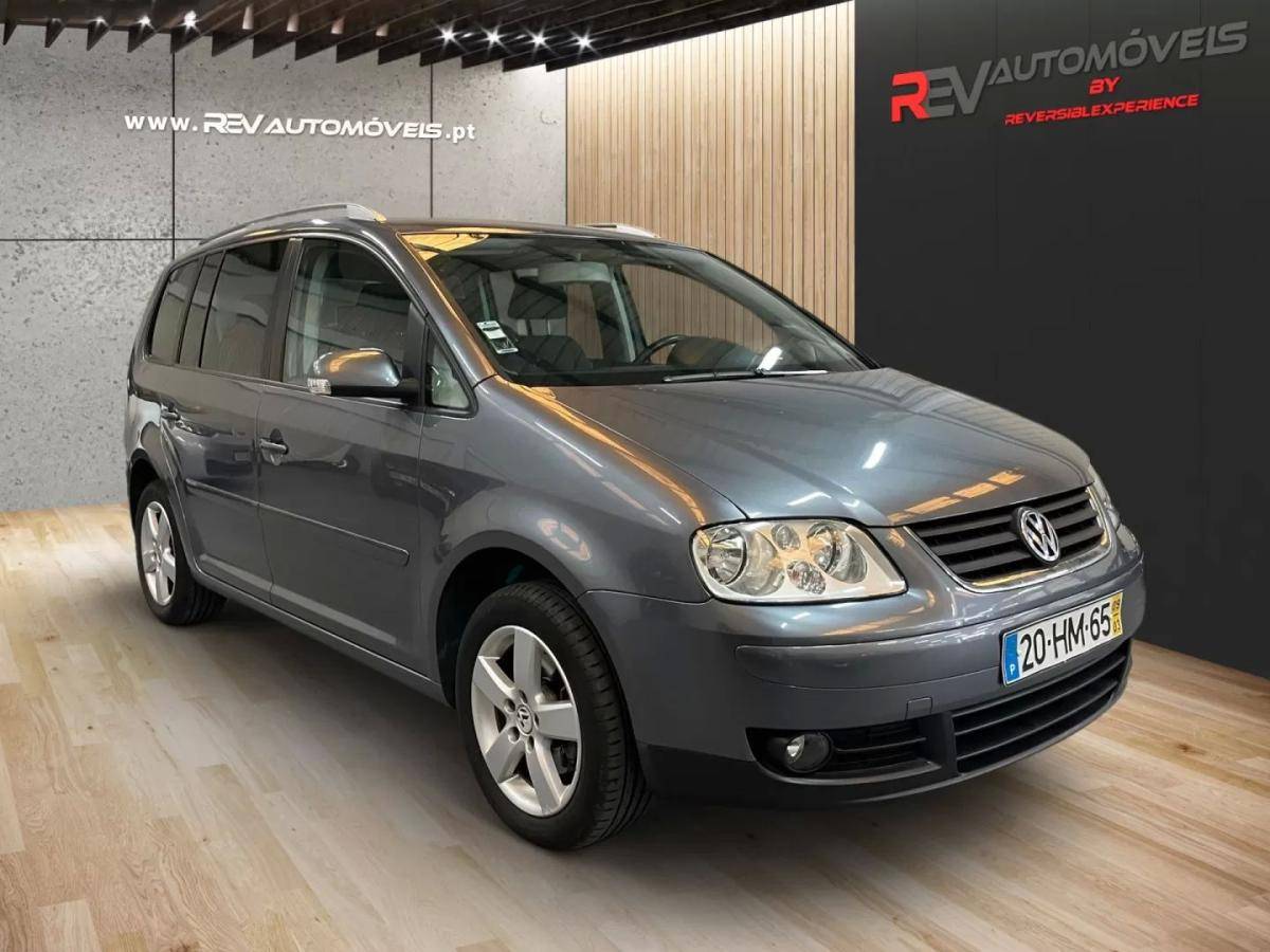 volkswagen-touran-2009-diesel-1968cc