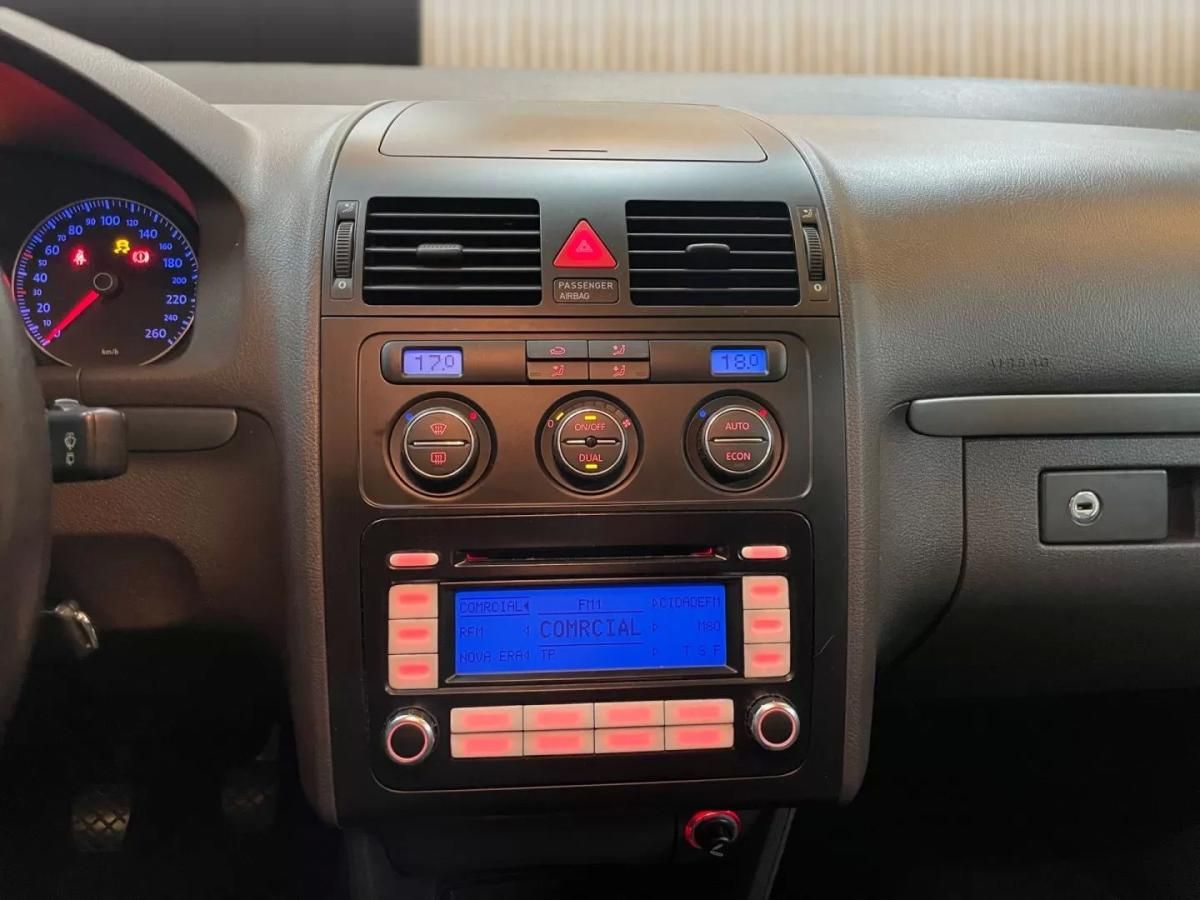 volkswagen-touran-2009-diesel-1968cc
