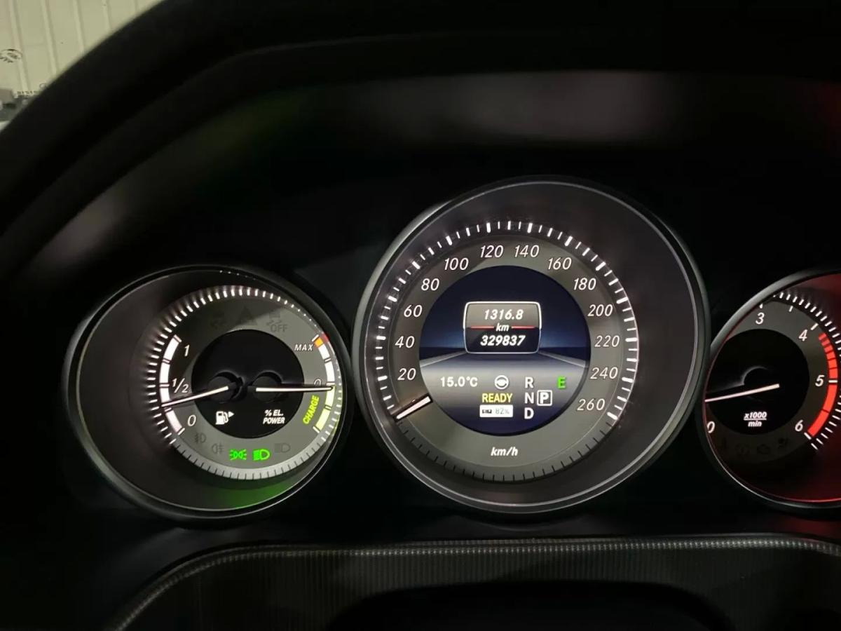mercedes-benz-classe-e-2013-hibrido-a-diesel-2143cc