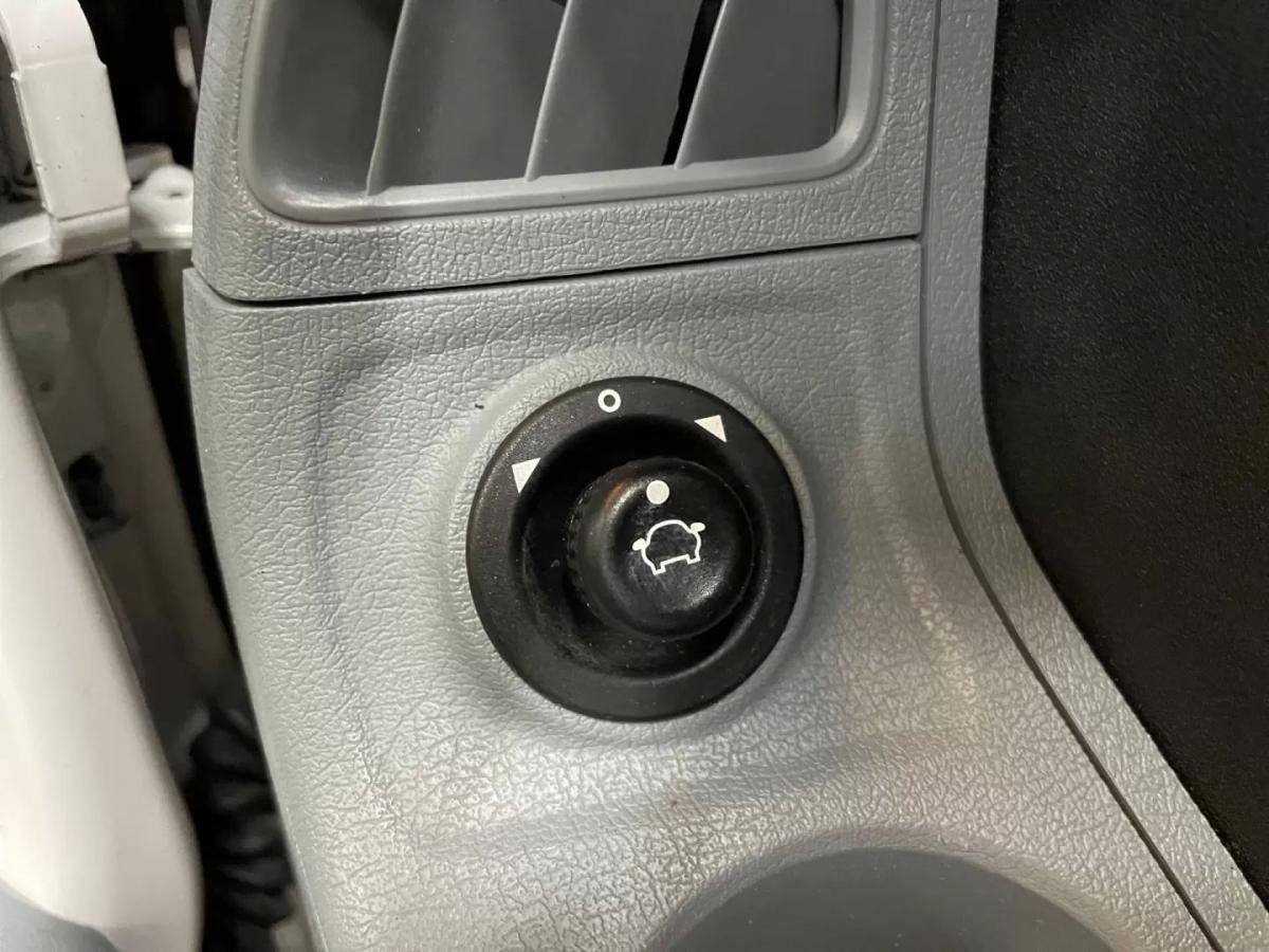 ford-transit-2013-diesel-2198cc