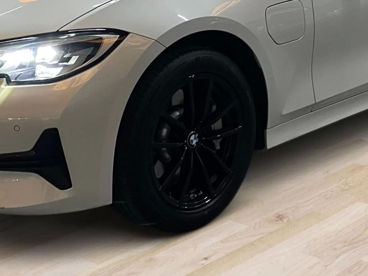 bmw-serie-3-2019-hibrido-a-gasolina-1998cc