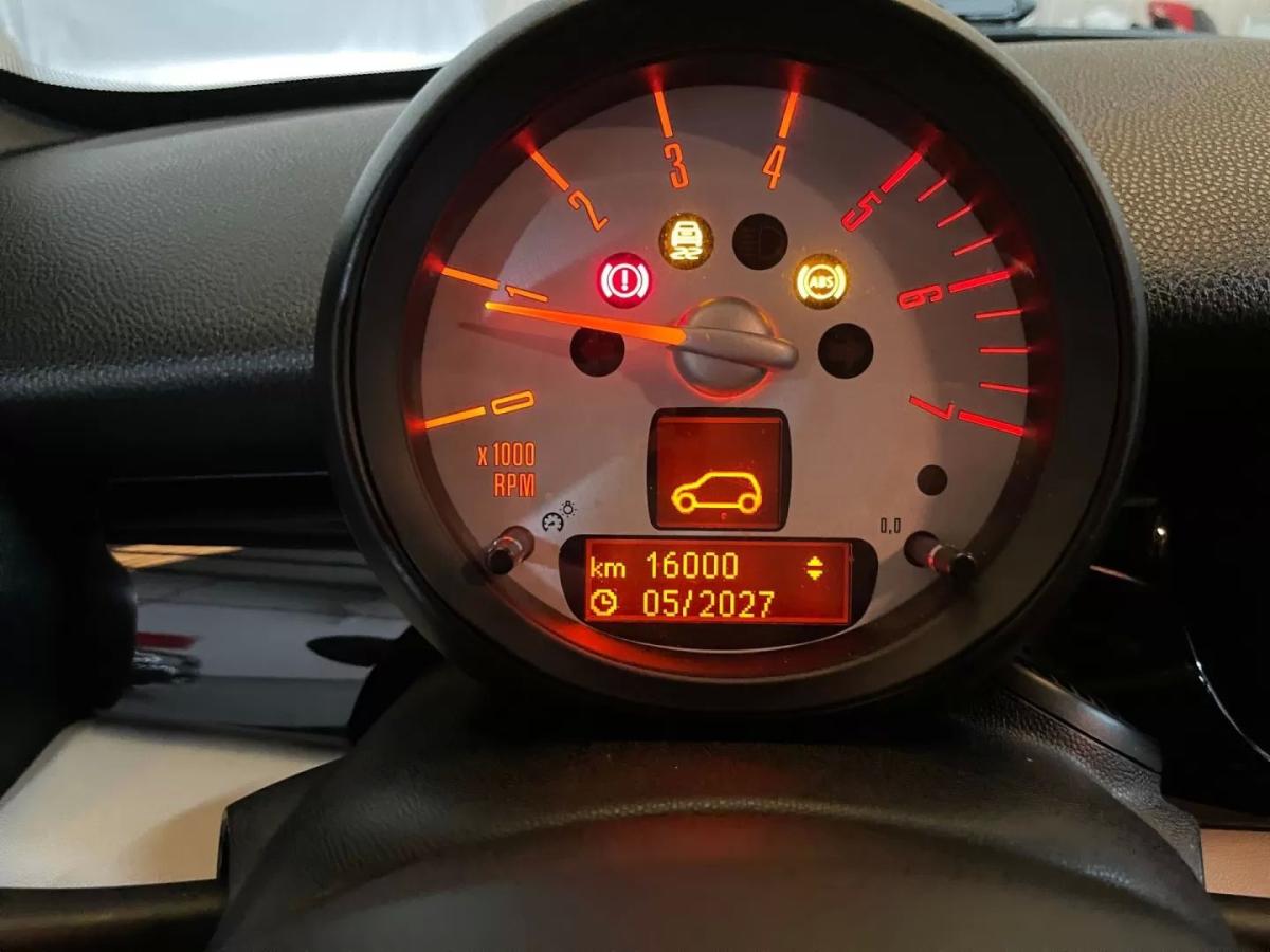 mini-coupe-2012-diesel-1995cc