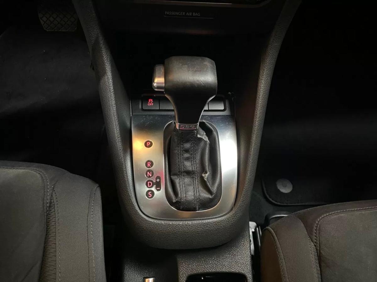 volkswagen-golf-variant-2008-diesel-1598cc