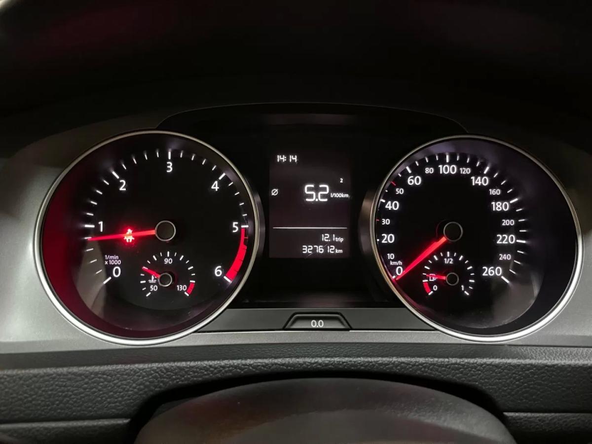 volkswagen-golf-2014-diesel-1598cc