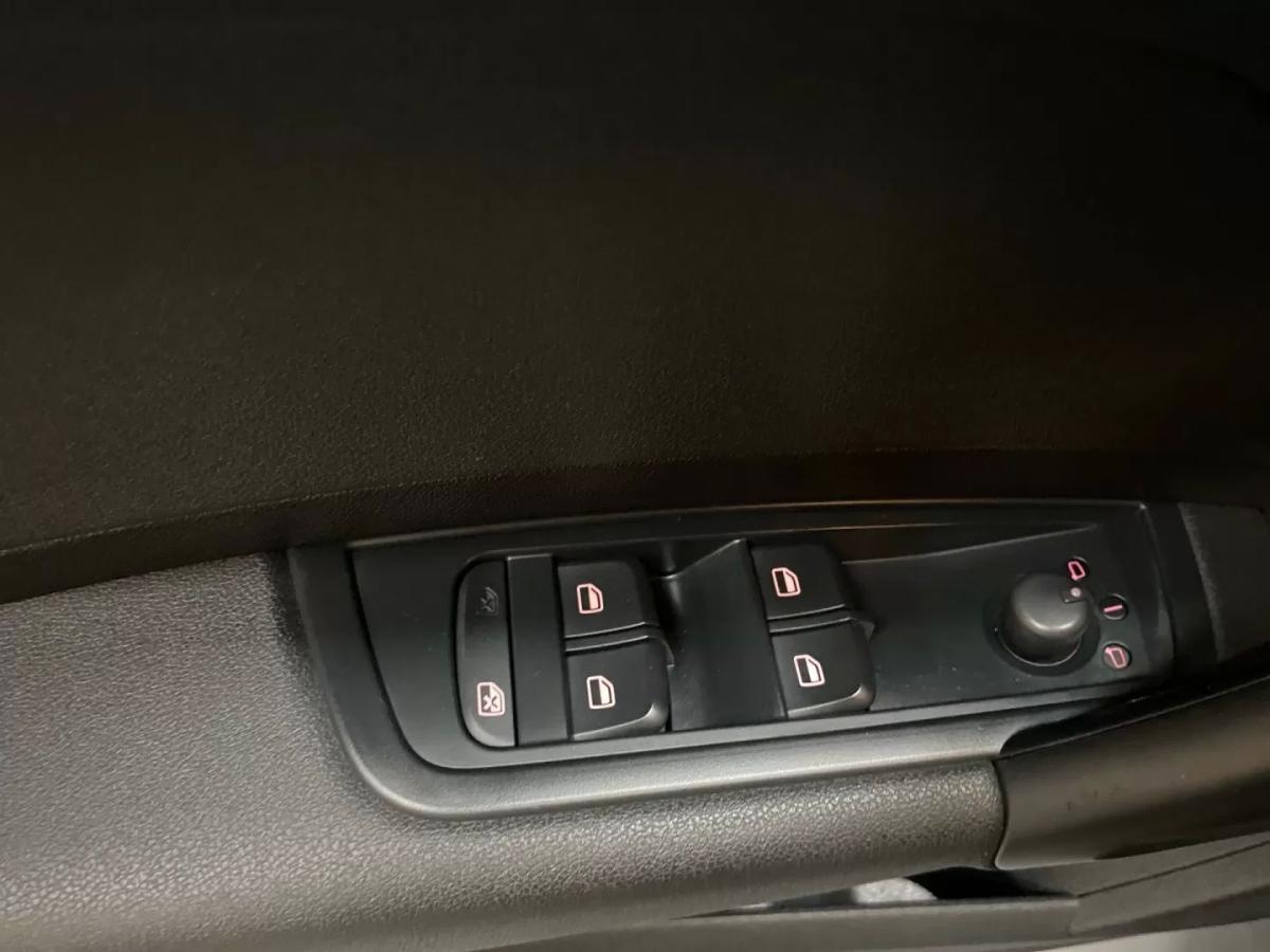 audi-a1-sportback-2014-diesel-1598cc