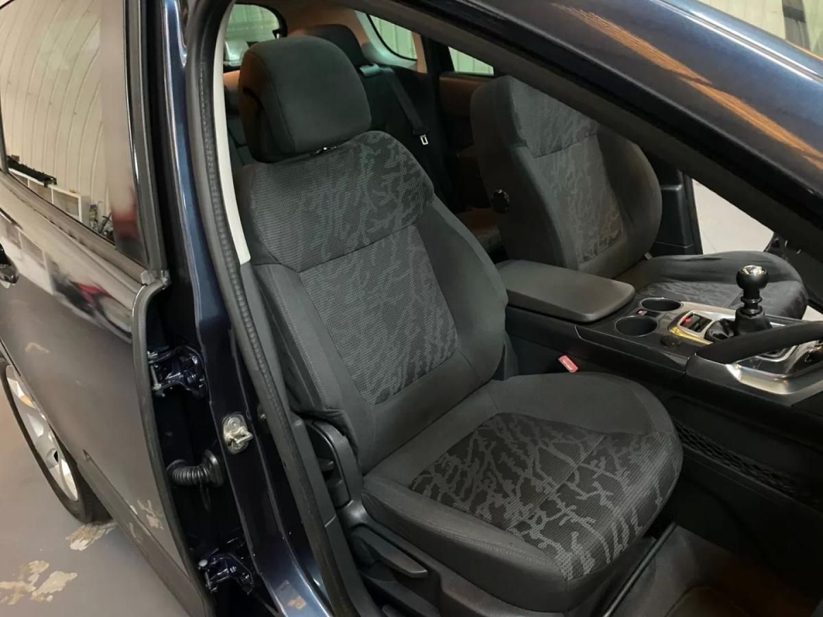 peugeot-3008-2012-diesel-1560cc