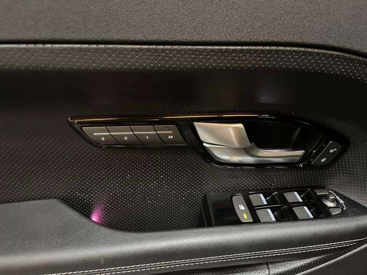 land-rover-range-rover-evoque-2014-diesel-2179cc